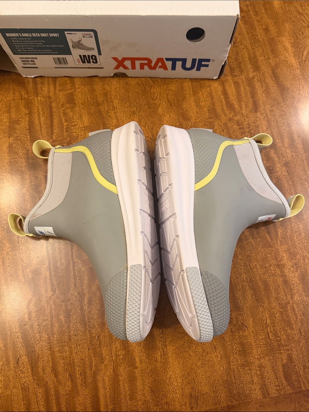 XTRATUF women’s 6” ANKLE DECK BOOT SPORT - Picture 10 of 16